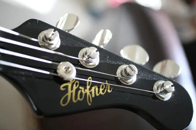 Höfner Gitarren